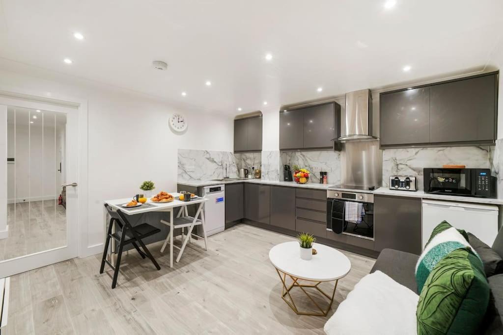 Modern 2 Bedroom Apartment In The Heart Of Λονδίνο Εξωτερικό φωτογραφία