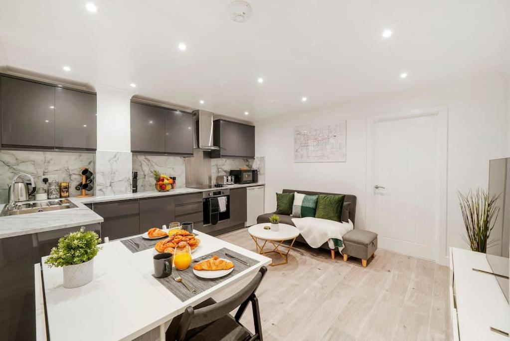 Modern 2 Bedroom Apartment In The Heart Of Λονδίνο Εξωτερικό φωτογραφία